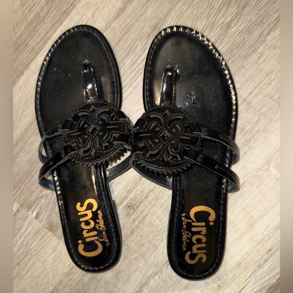 Women’s flops
